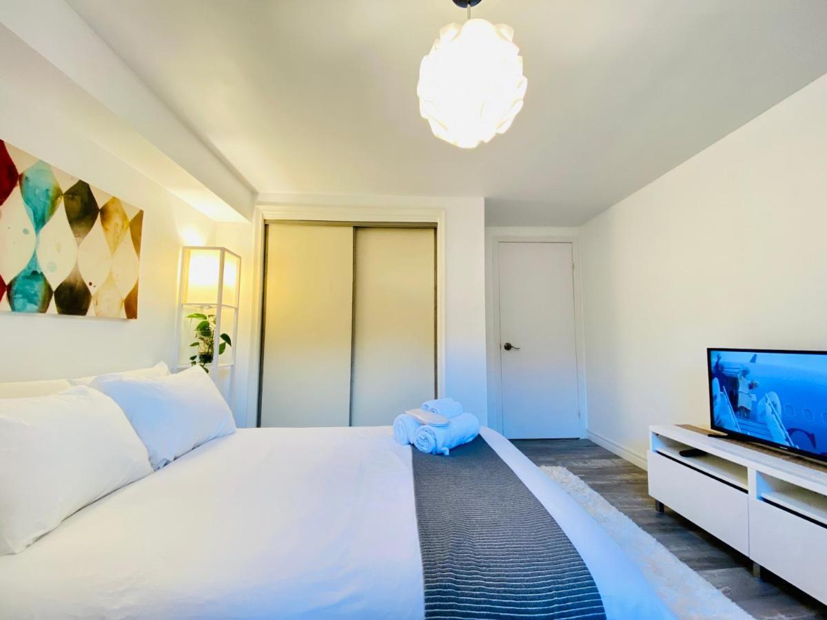 Toronto Bed & Breakfast - Free Parking Eksteriør billede
