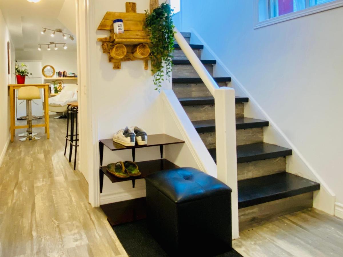 Toronto Bed & Breakfast - Free Parking Eksteriør billede